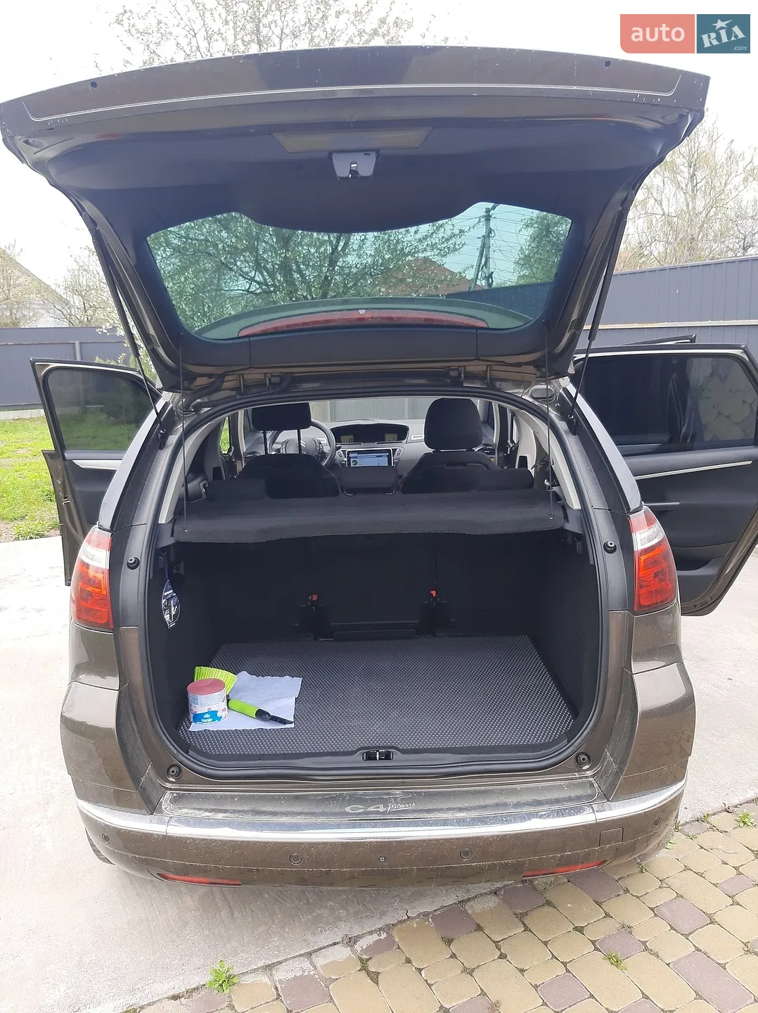 Citroen C4 Picasso 2011 VIN VF7UD9HR8BJ802783 фото оголошення 14 з 15