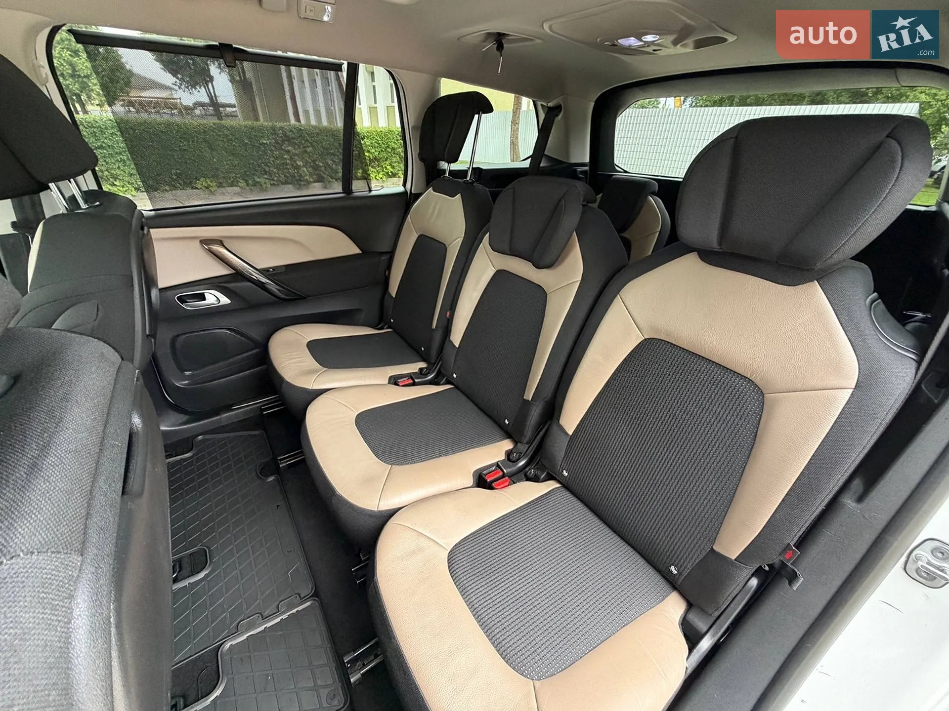 2015 Citroen C4 Picasso - мініатюра 38