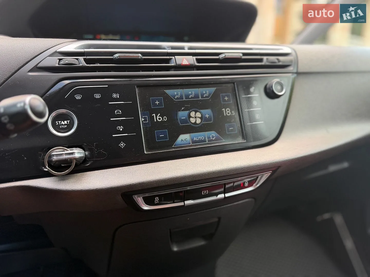 2016 Citroen C4 Picasso - мініатюра 66