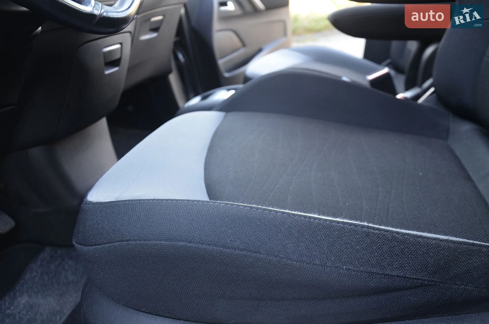 2014 Citroen C4 Picasso - мініатюра 40