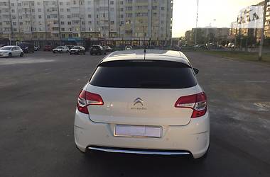 Хэтчбек Citroen C4 2012 в Ивано-Франковске