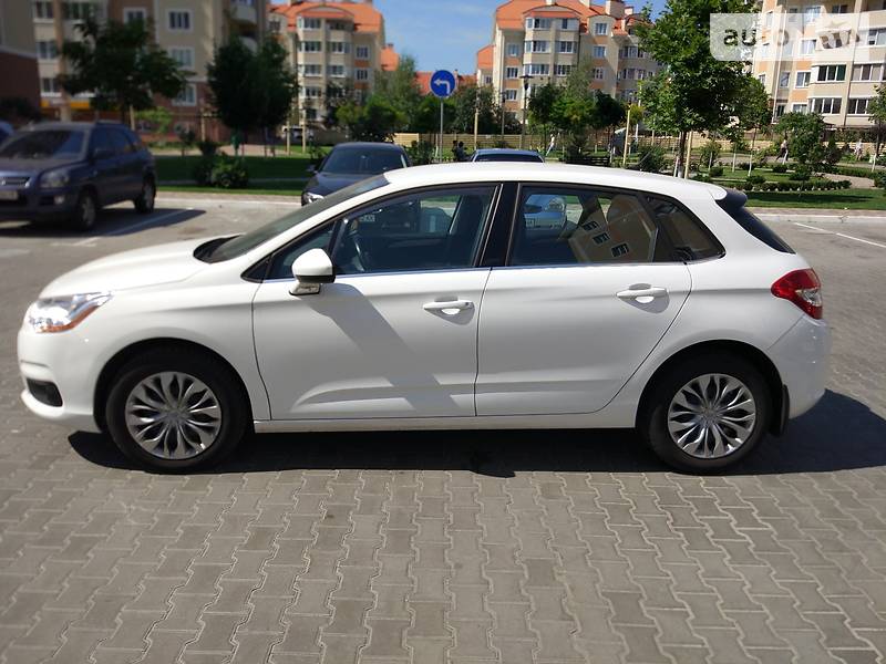 Хэтчбек Citroen C4 2013 в Киеве