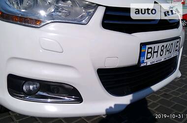 Седан Citroen C4 2012 в 