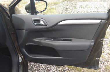 Хетчбек Citroen C4 2013 в 