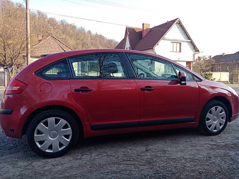 Хэтчбек Citroen C4 2008 в Мукачево
