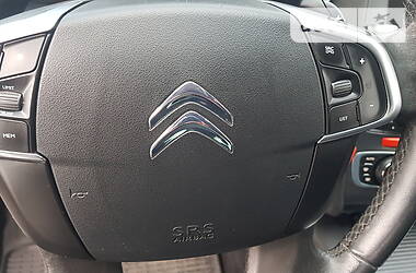 Хетчбек Citroen C4 2014 в 