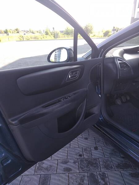 Хетчбек Citroen C4 2009 в Стрию фото 36 Хетчбек Citroen C4 2009 в Стрию
