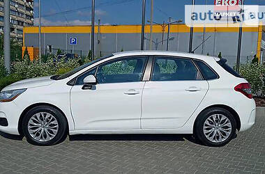 Хэтчбек Citroen C4 2015 в Житомире