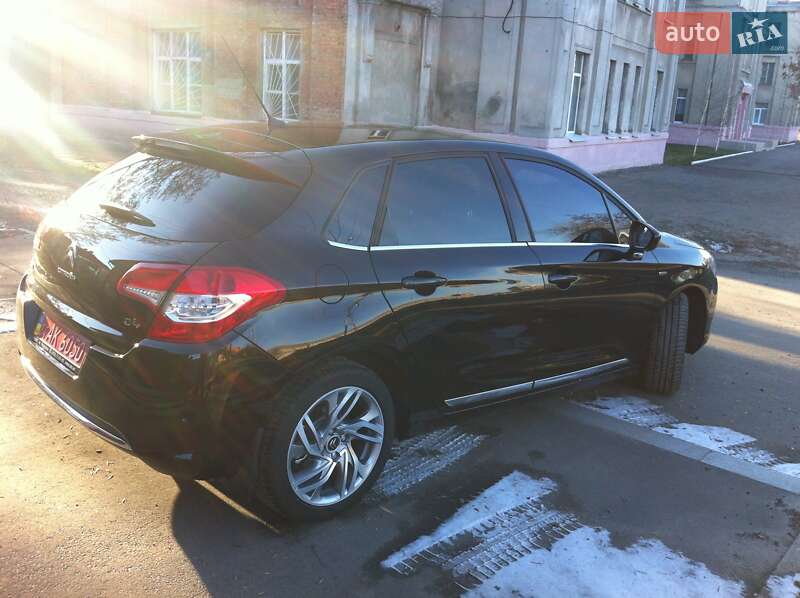 Хэтчбек Citroen C4 2014 в Харькове