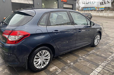 Хэтчбек Citroen C4 2013 в Старобельске