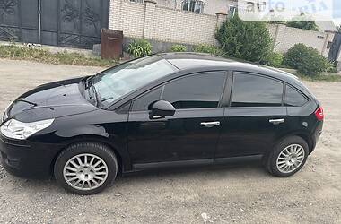 Хэтчбек Citroen C4 2010 в Гайвороне