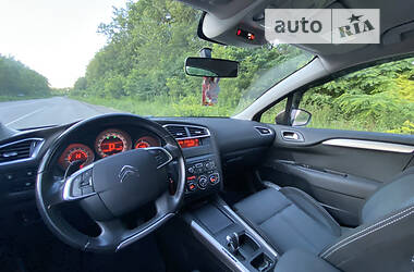 Хэтчбек Citroen C4 2013 в Черновцах