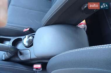 Хэтчбек Citroen C4 2014 в 