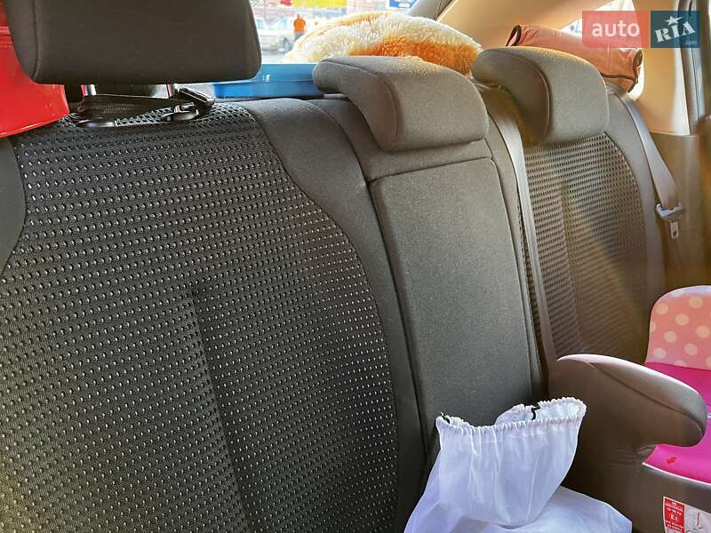 Хэтчбек Citroen C4 2007 в Одессе фото 8 Хэтчбек Citroen C4 2007 в Одессе