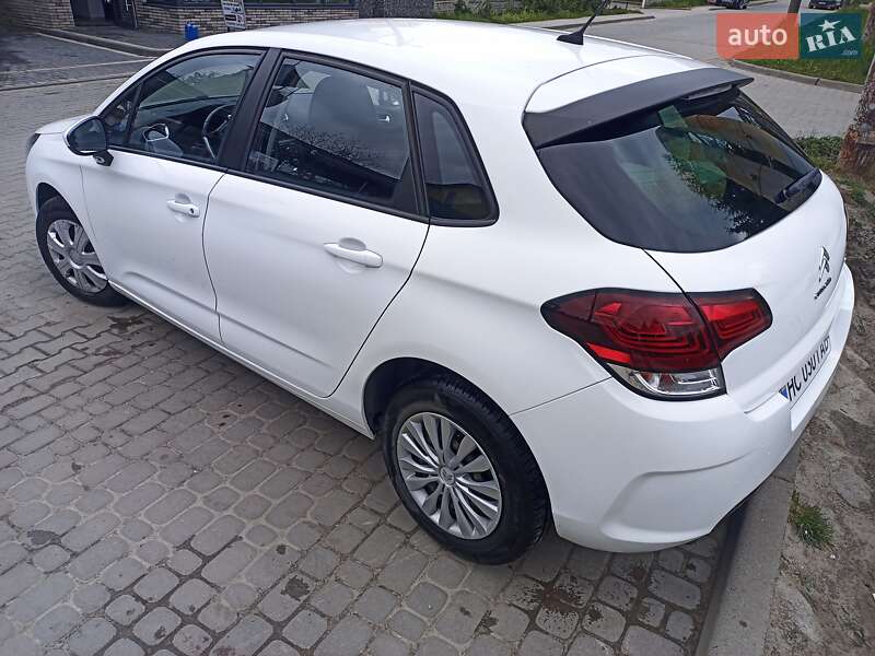 Хэтчбек Citroen C4 2017 в Львове