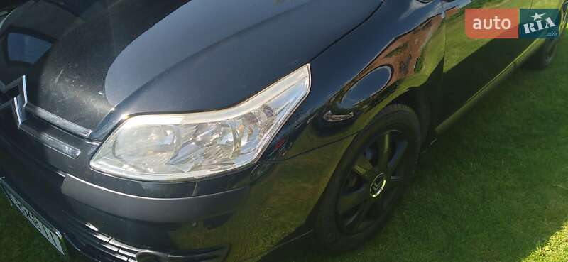 Хетчбек Citroen C4 2008 в Комарному