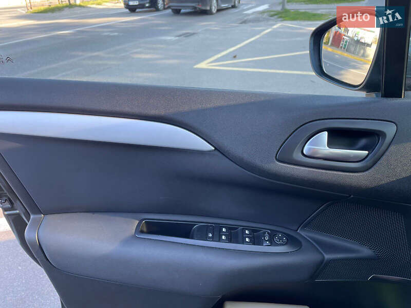 Хэтчбек Citroen C4 2013 в Киеве