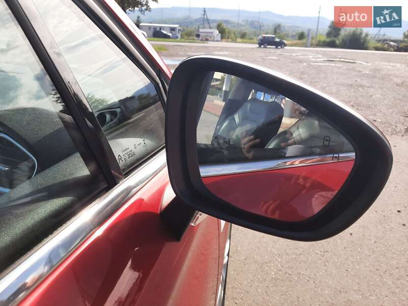 Хэтчбек Citroen C4 2013 в Тячеве