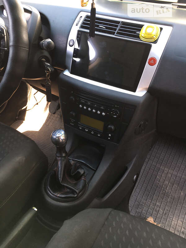 Купе Citroen C4 2005 в Черновцах