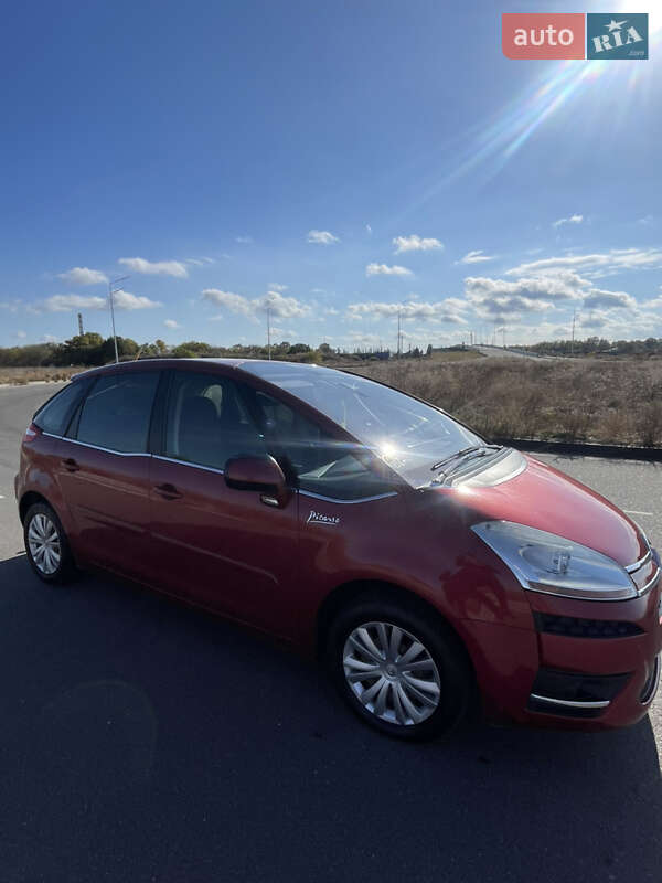 Хэтчбек Citroen C4 2010 в Херсоне фото 12 Хэтчбек Citroen C4 2010 в Херсоне