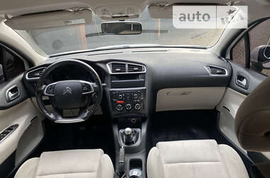 Хетчбек Citroen C4 2011 в Мукачевому