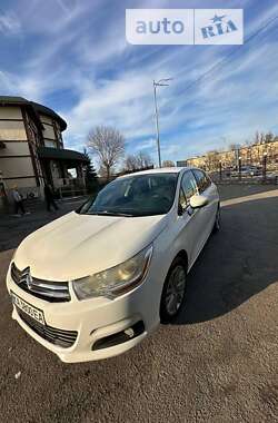 Хэтчбек Citroen C4 2013 в Киеве