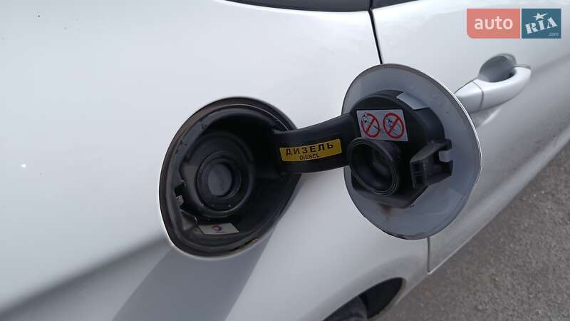 Хетчбек Citroen C4 2014 в Запоріжжі