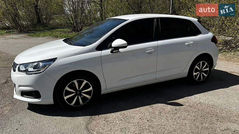 Хетчбек Citroen C4 2017 в Чернігові