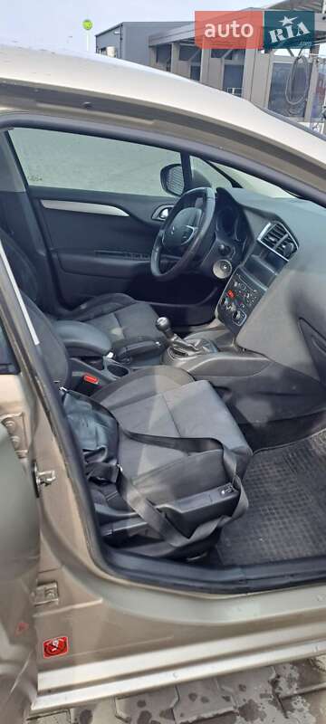 Хэтчбек Citroen C4 2012 в Днепре