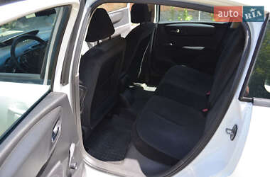 Хэтчбек Citroen C4 2010 в 