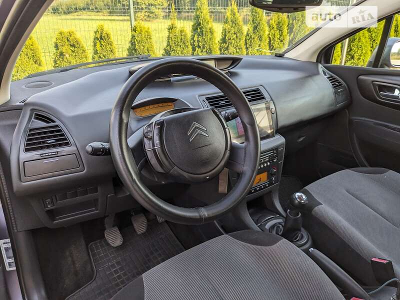 Хэтчбек Citroen C4 2006 в Хусте фото 15 Хэтчбек Citroen C4 2006 в Хусте