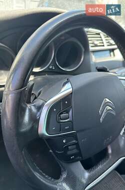 Хетчбек Citroen C4 2012 в 