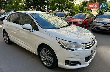 Хетчбек Citroen C4 2012 в 