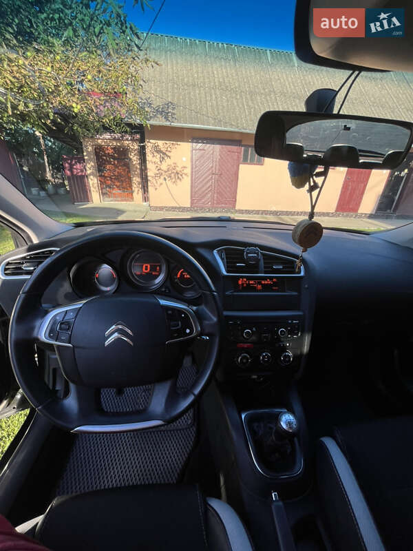 Хэтчбек Citroen C4 2013 в Демидовке