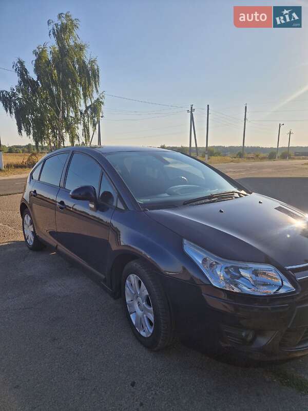 Хэтчбек Citroen C4 2009 в Барышевке