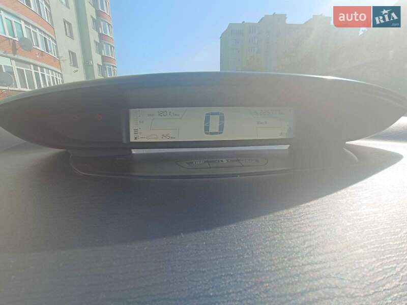 Хэтчбек Citroen C4 2006 в Новояворовске