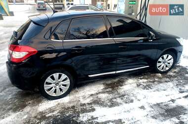 Хэтчбек Citroen C4 2011 в 