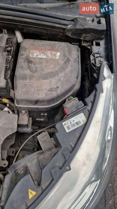 Хетчбек Citroen C4 2015 в Умані