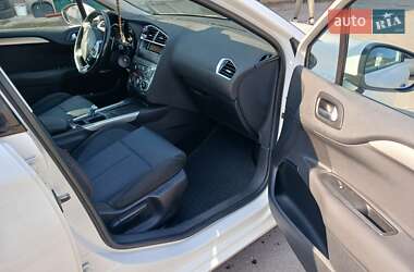 Хэтчбек Citroen C4 2011 в 
