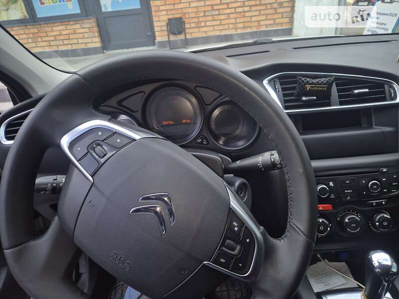 Хэтчбек Citroen C4 2012 в Подольске