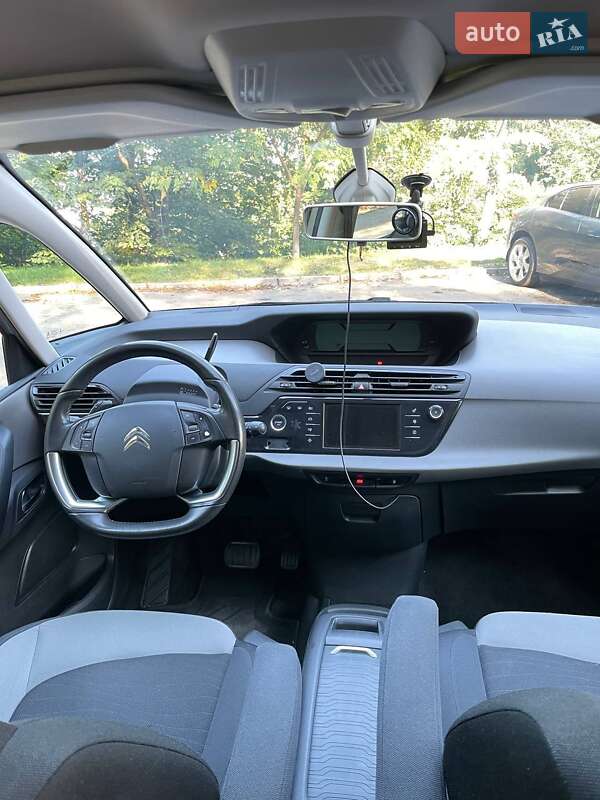 Хетчбек Citroen C4 2016 в Ужгороді