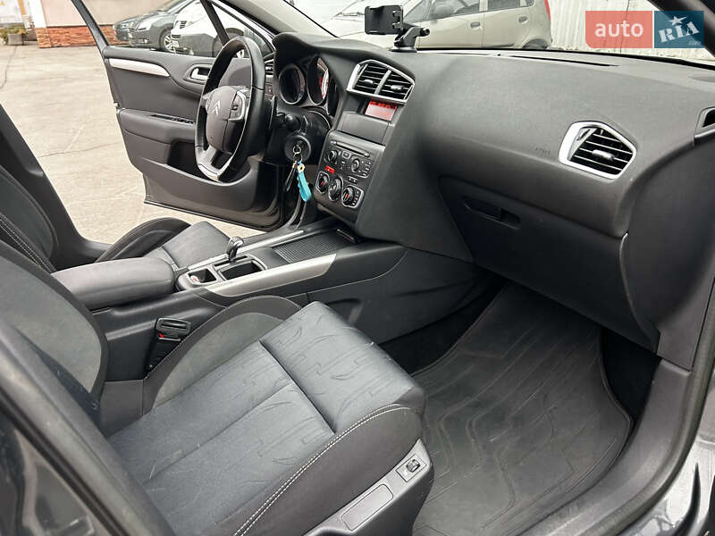 Хэтчбек Citroen C4 2013 в Киеве