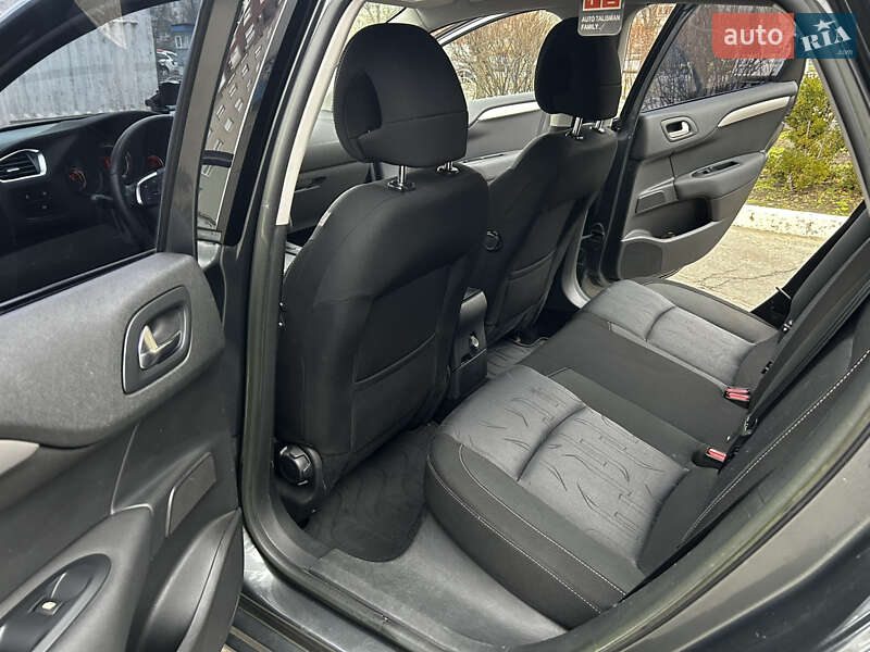 Хэтчбек Citroen C4 2013 в Киеве