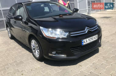 Хэтчбек Citroen C4 2013 в 