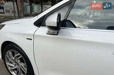 Хэтчбек Citroen C4 2013 в 