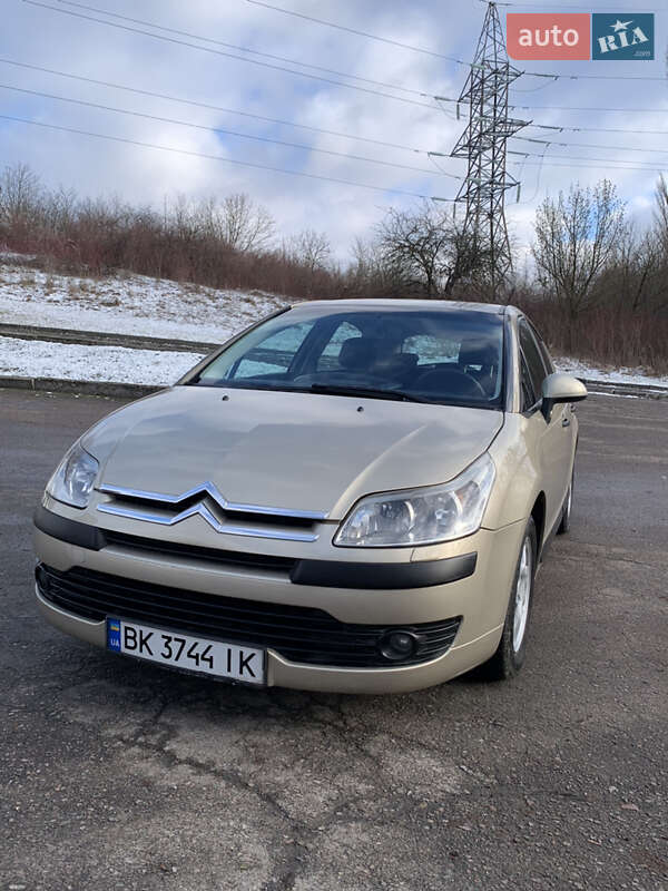 Хэтчбек Citroen C4 2008 в Ровно