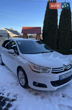 Хетчбек Citroen C4 2011 в 