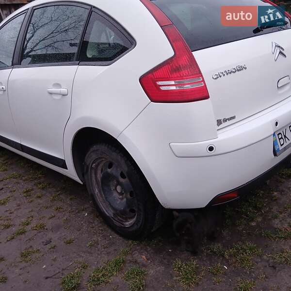 Хетчбек Citroen C4 2010 в Жовкві