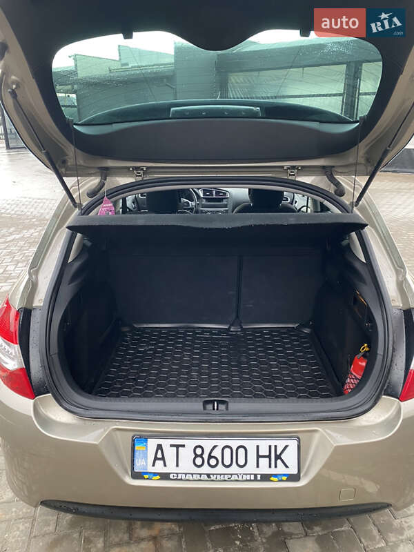 Хетчбек Citroen C4 2011 в Івано-Франківську