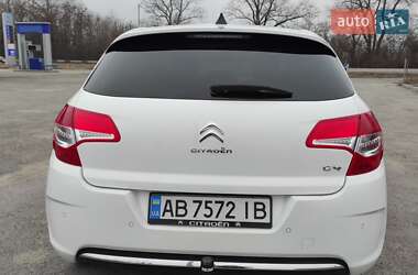 Хэтчбек Citroen C4 2010 в 